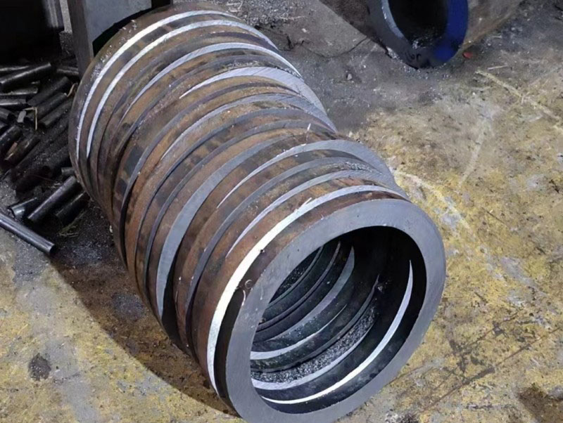 海南30CrMo无缝钢管切割