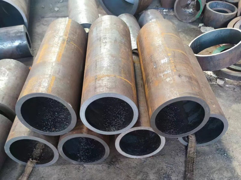 海南12Cr1MovG无缝钢管切割